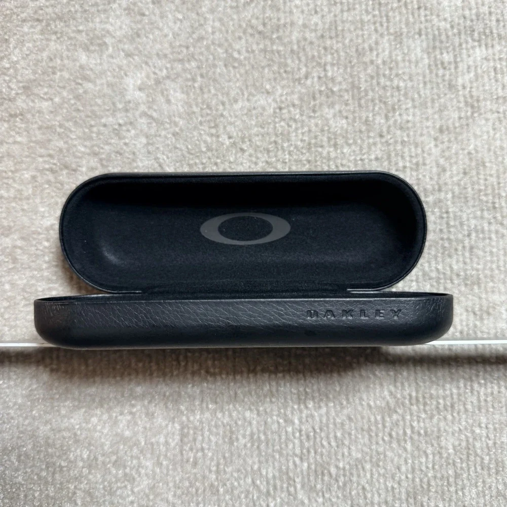 Authentic Oakley Hard Clamshell Eyeglasses Case Black‎ Faux Leather Large EUC